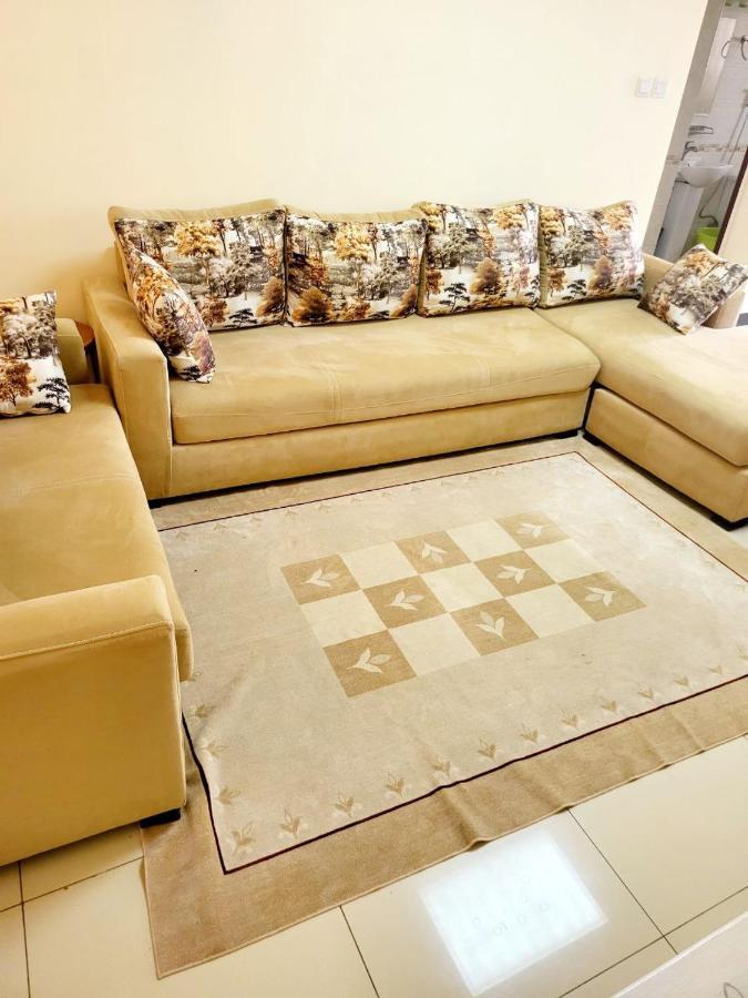 2 Bedroom Luxury Apartment In Kilimani ไนโรบี ภายนอก รูปภาพ