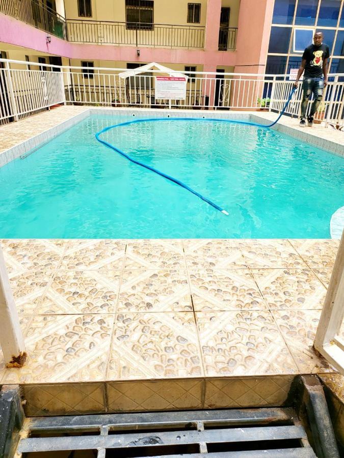2 Bedroom Luxury Apartment In Kilimani ไนโรบี ภายนอก รูปภาพ
