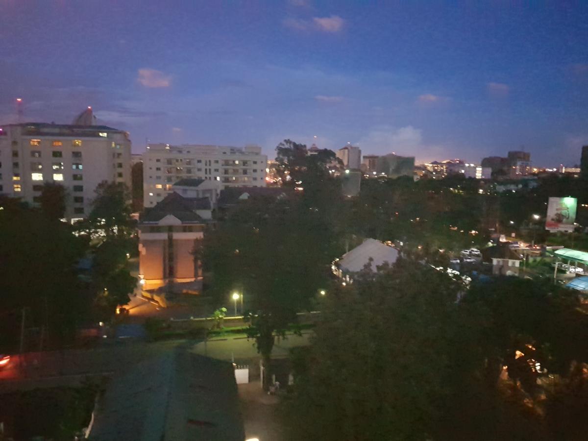 2 Bedroom Luxury Apartment In Kilimani ไนโรบี ภายนอก รูปภาพ